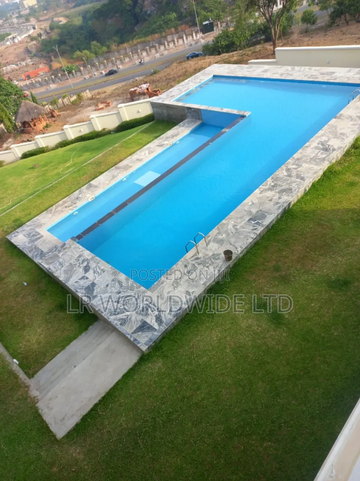 20bdrm Block of Flats in Guzape District for sale