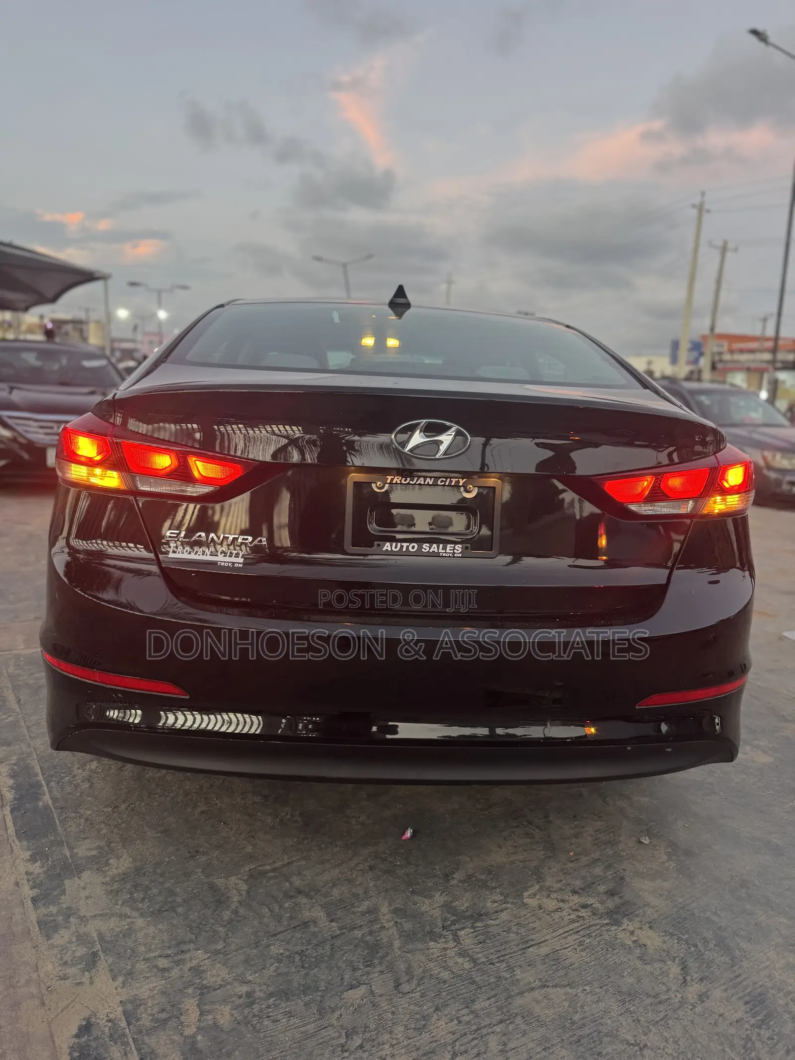 Hyundai Elantra Sport Sedan FWD (1.6L 4cyl 6M) 2017 Black