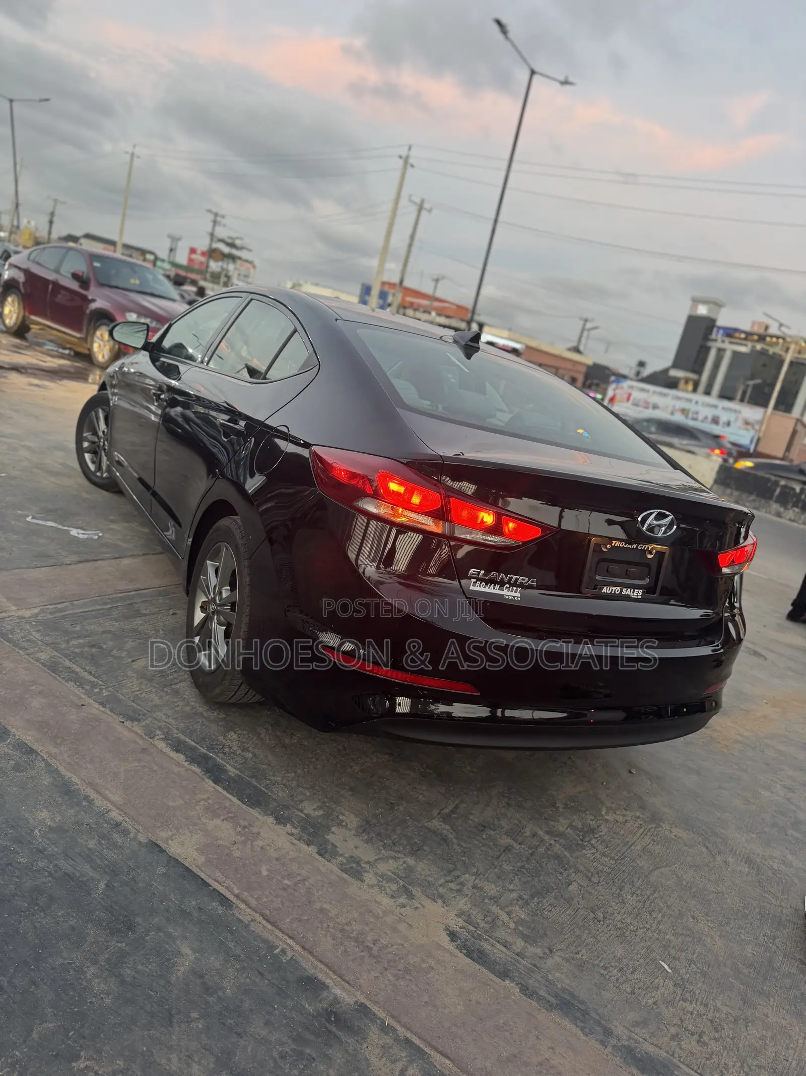 Hyundai Elantra Sport Sedan FWD (1.6L 4cyl 6M) 2017 Black