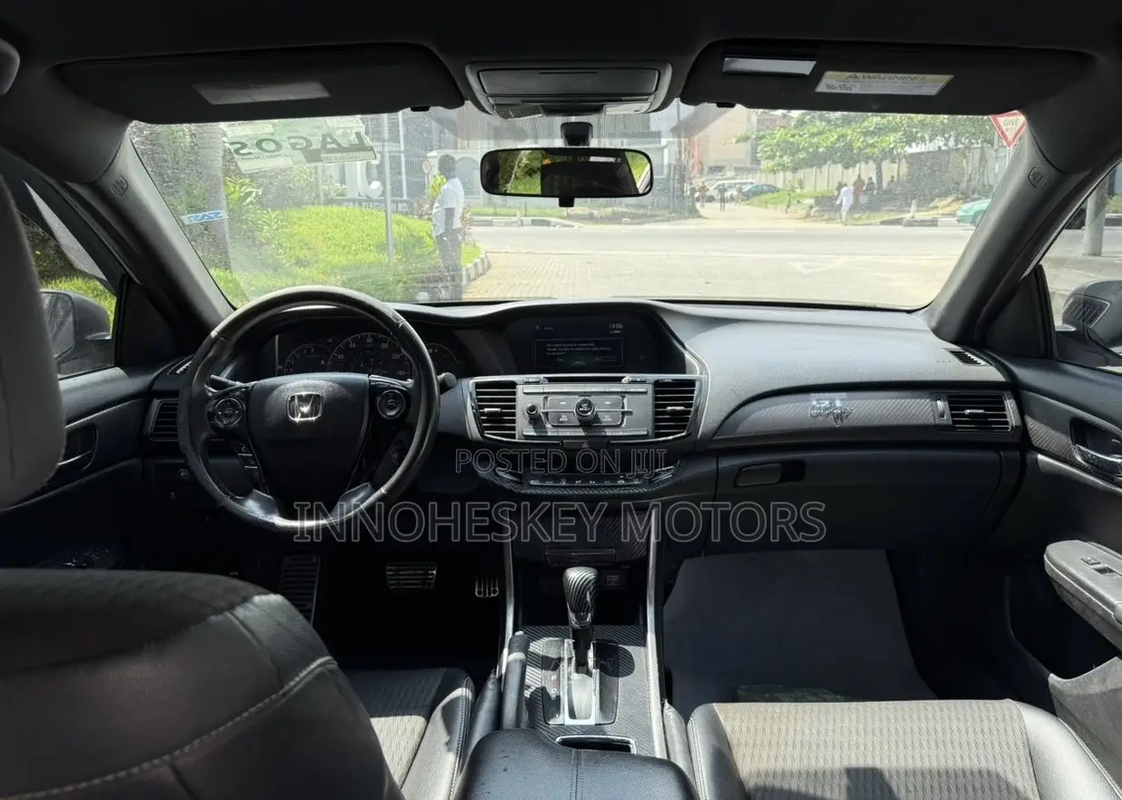 Honda Accord Sport 4dr Sedan FWD (2.4L 4cyl 2A) 2016 White