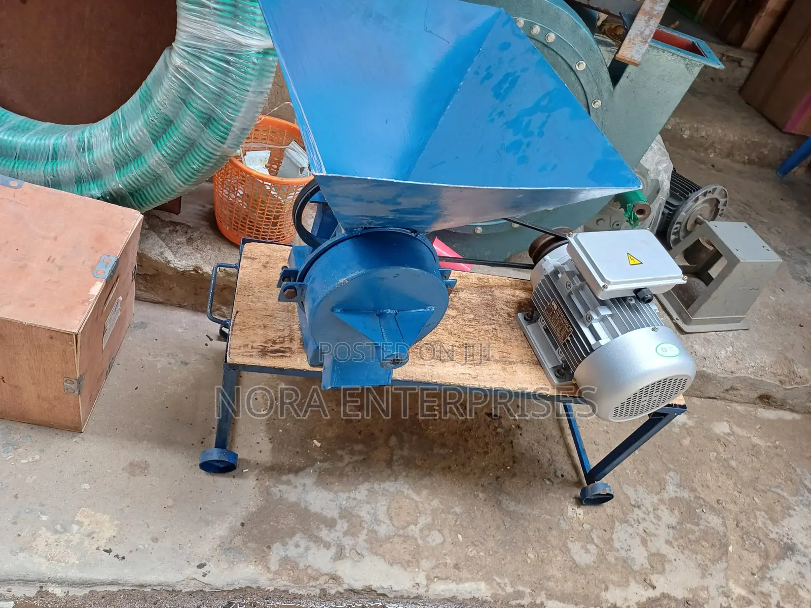 Electric Grinding Machine Comes With 5hp Motor