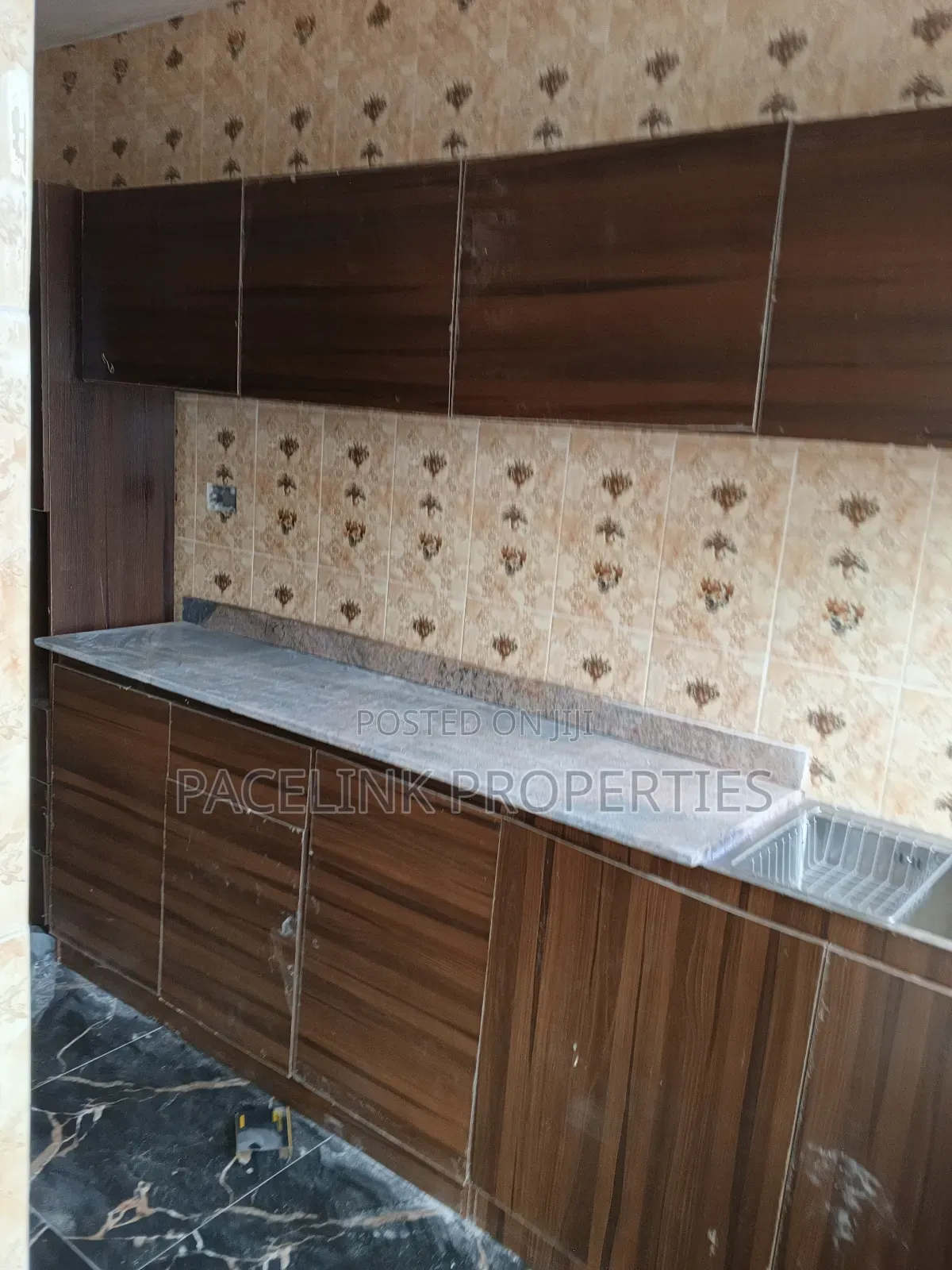 3bdrm Apartment in Egbeda for rent