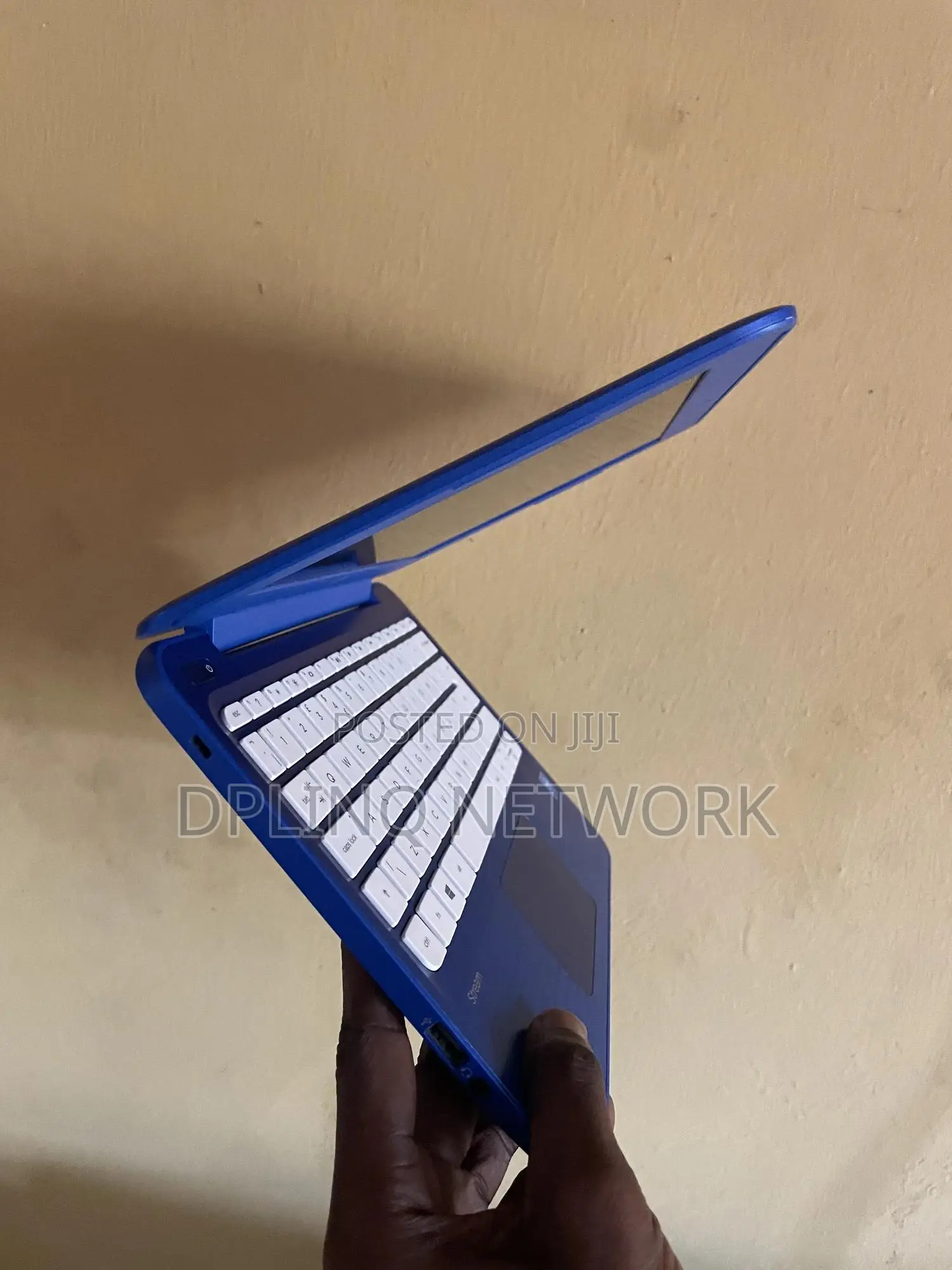 Laptop HP Stream 11 2GB Intel Pentium SSD 32GB