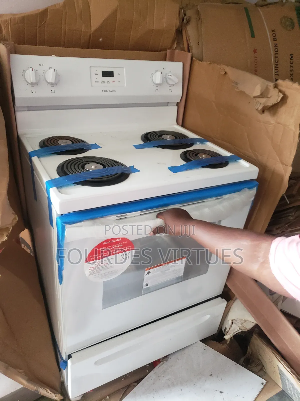 Frigidaire 4b Electric Cooker and Oven