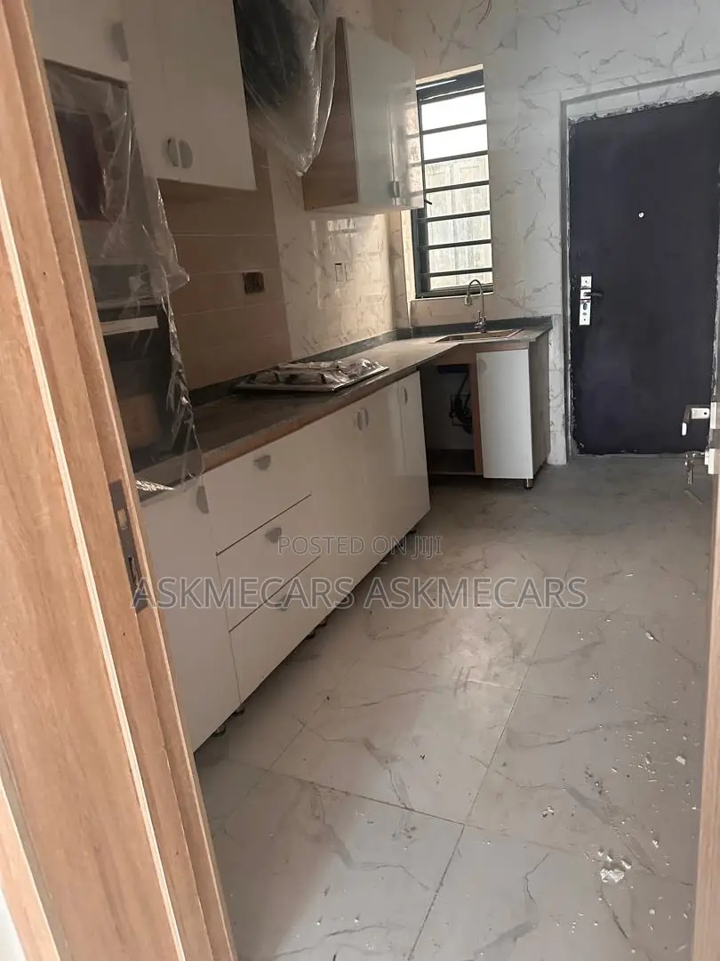 4bdrm Duplex in Adesanya, Ajah for rent