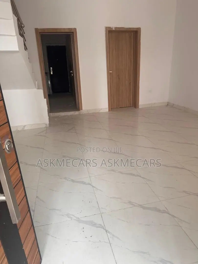 4bdrm Duplex in Adesanya, Ajah for rent