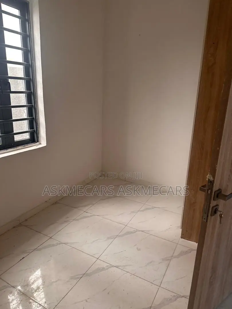 4bdrm Duplex in Adesanya, Ajah for rent
