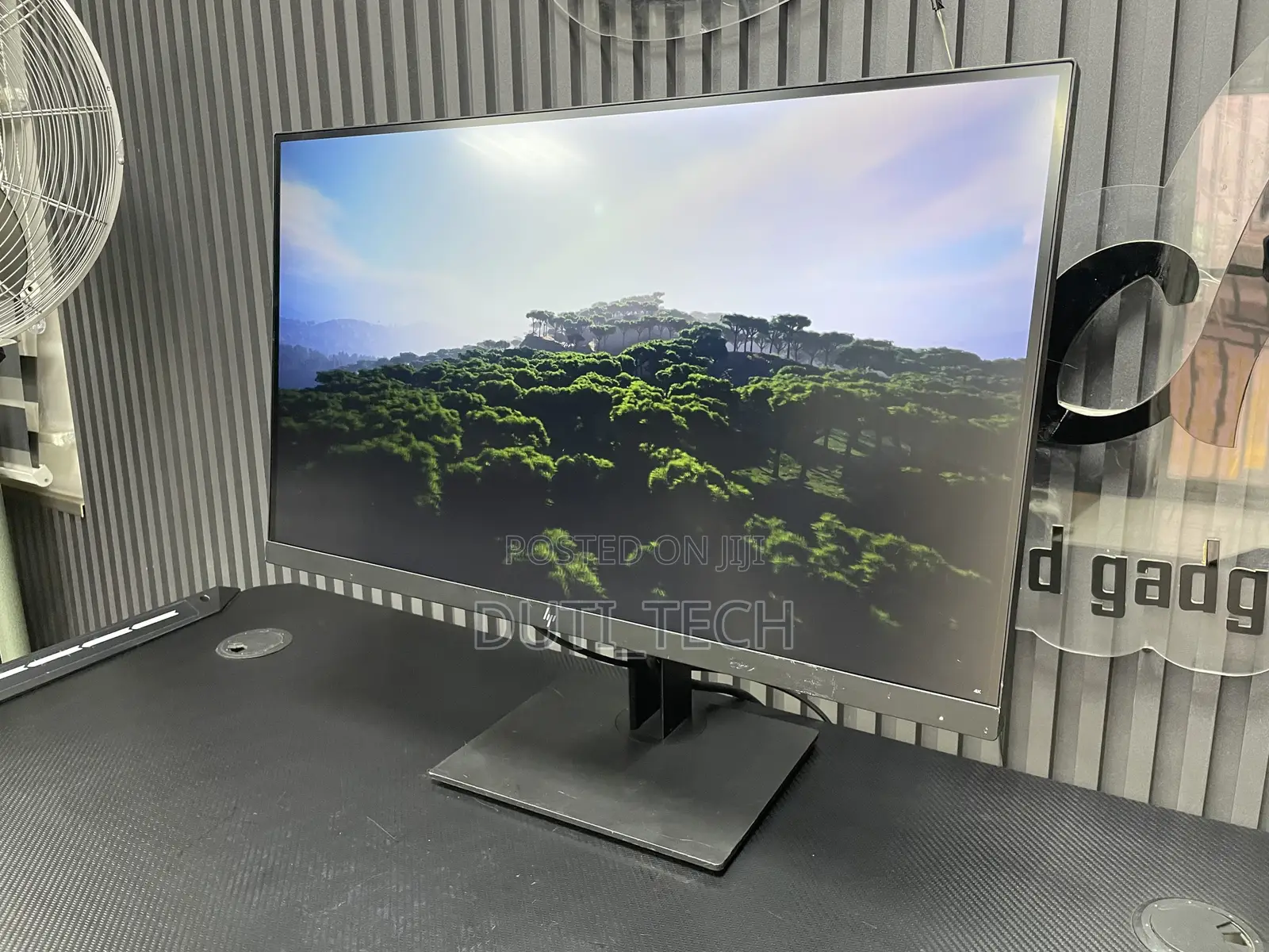 Hp Z22n G2 22-Inch FHD Ips Monitor