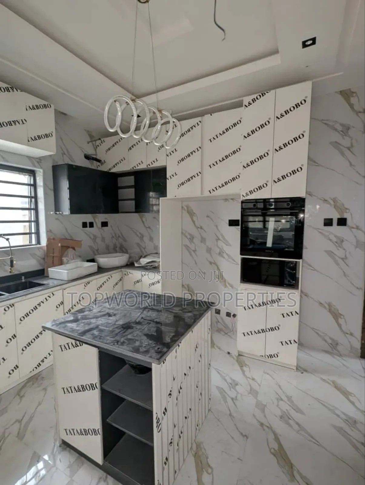 4bdrm Duplex in Within College Road for sale