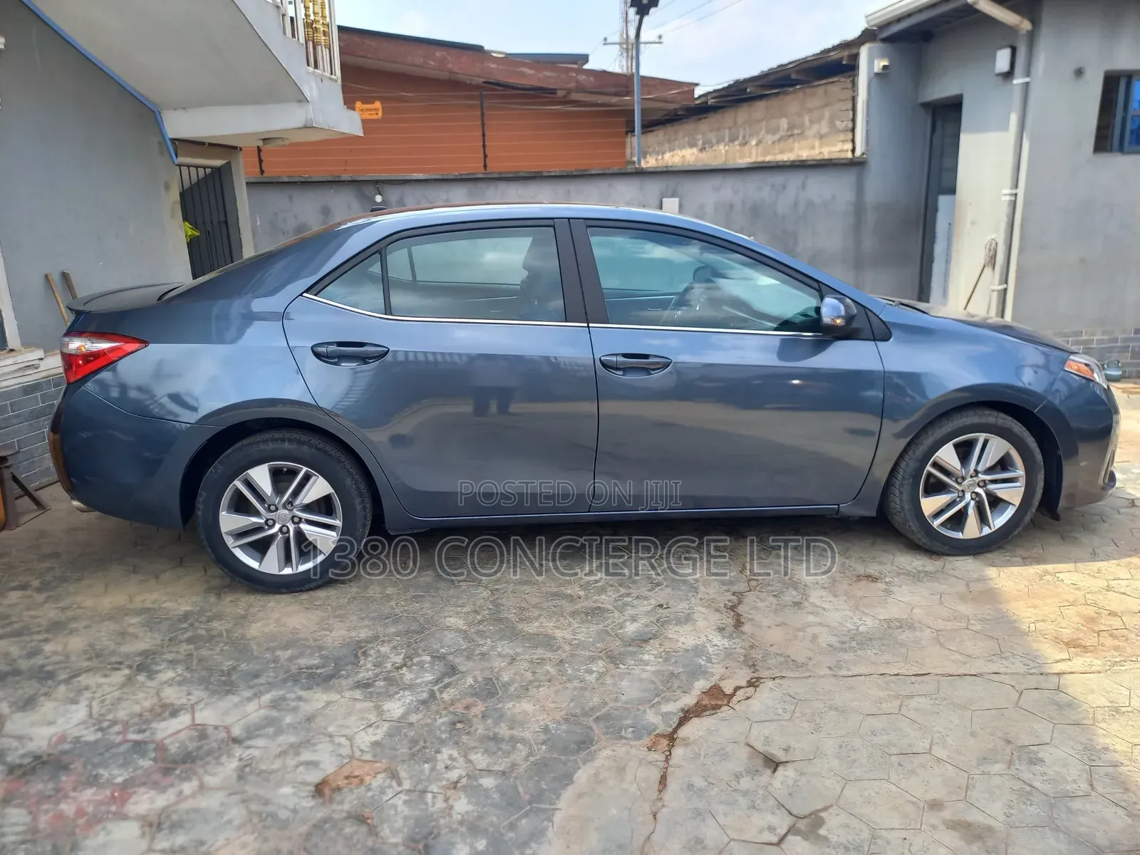 Toyota Corolla S Premium 4dr Sedan (1.8L 4cyl CVT) 2014 Gray