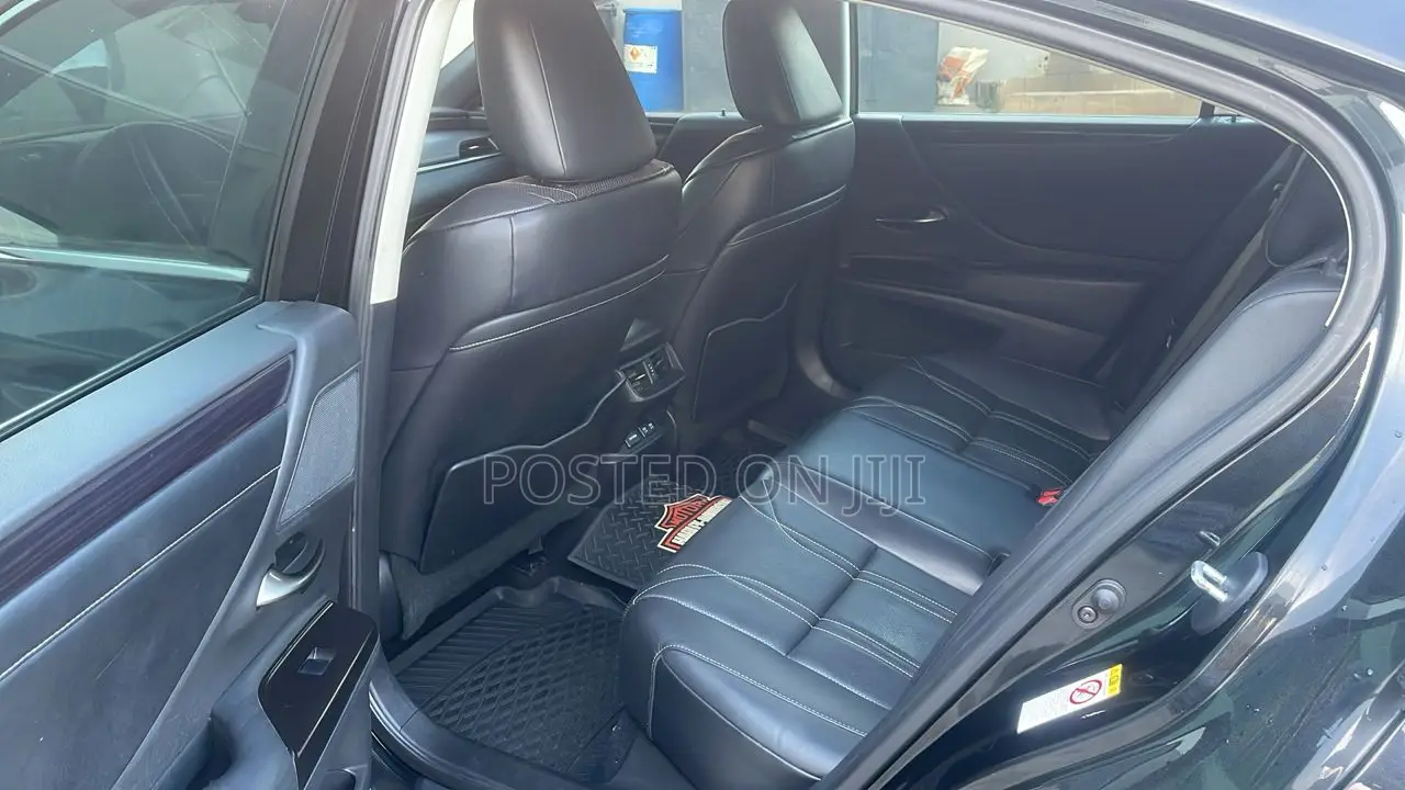 Lexus ES 350 Ultra Luxury FWD 2019 Black