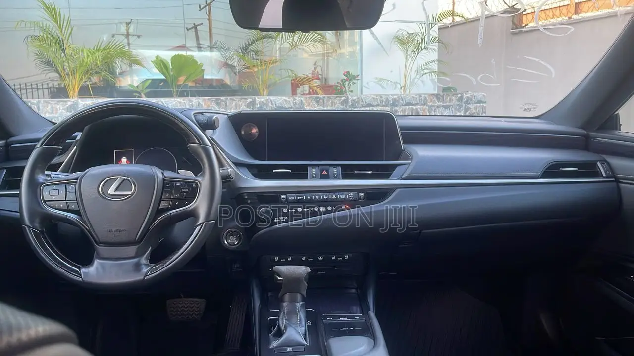 Lexus ES 350 Ultra Luxury FWD 2019 Black