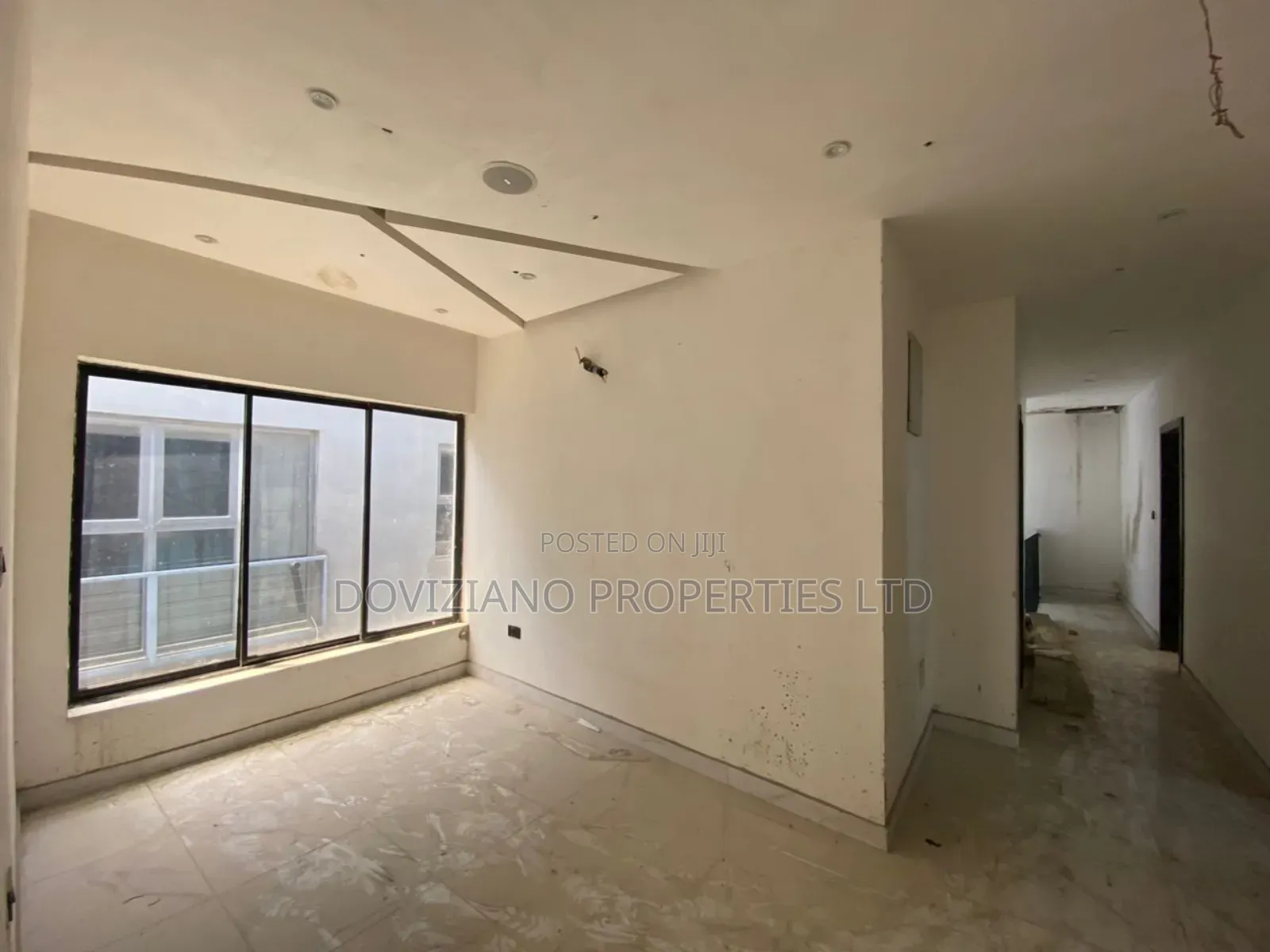 5bdrm Duplex in Lekki Phase 1 for sale