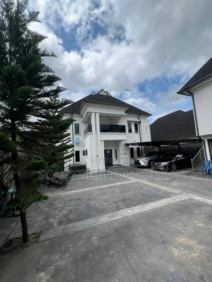 6bdrm Duplex in Majesty Estate, Off for sale