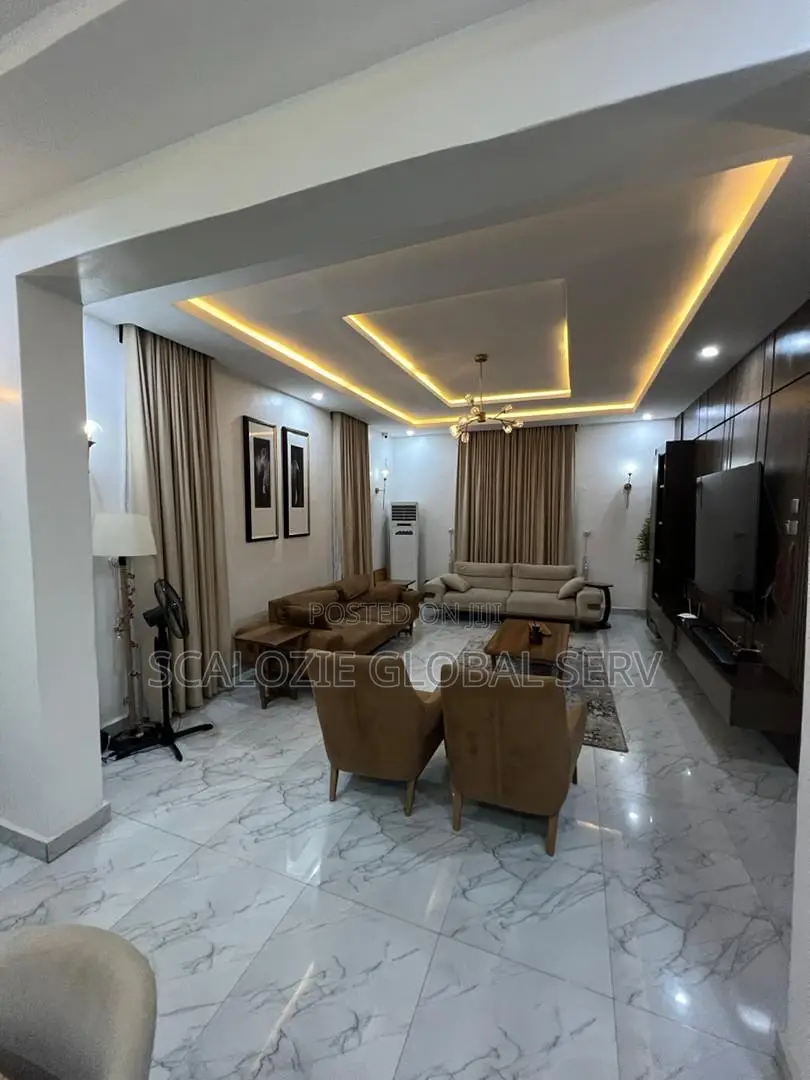 6bdrm Duplex in Majesty Estate, Off for sale