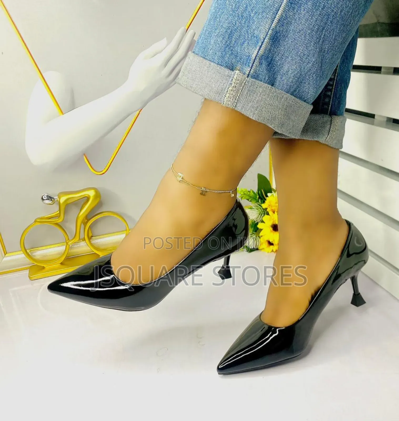 Ladies Court Shoes With Kitten Heels, Available in Size 37 to 42