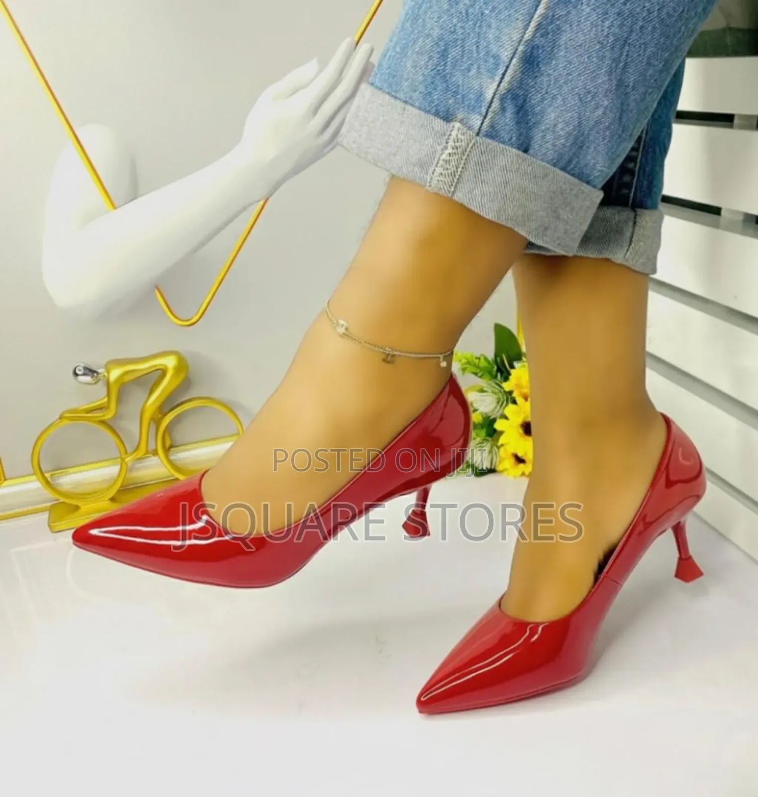 Ladies Court Shoes With Kitten Heels, Available in Size 37 to 42