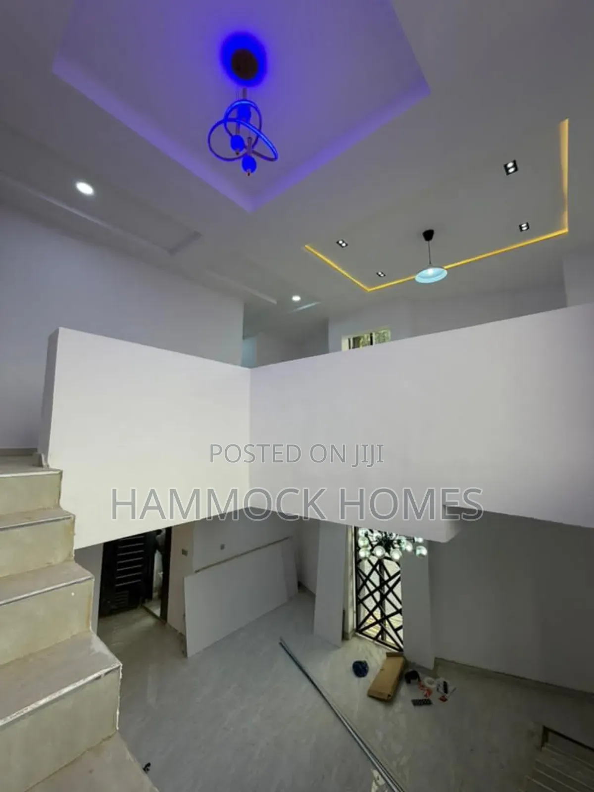 4bdrm Duplex in Alalubosa Gra for sale