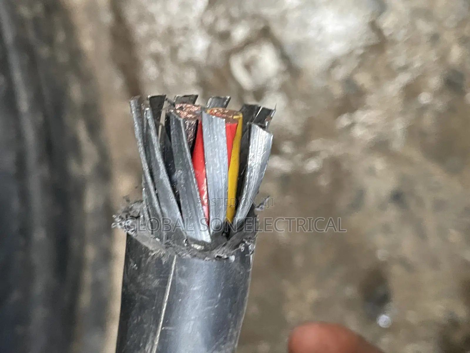25mm 4core Kablemetal Available