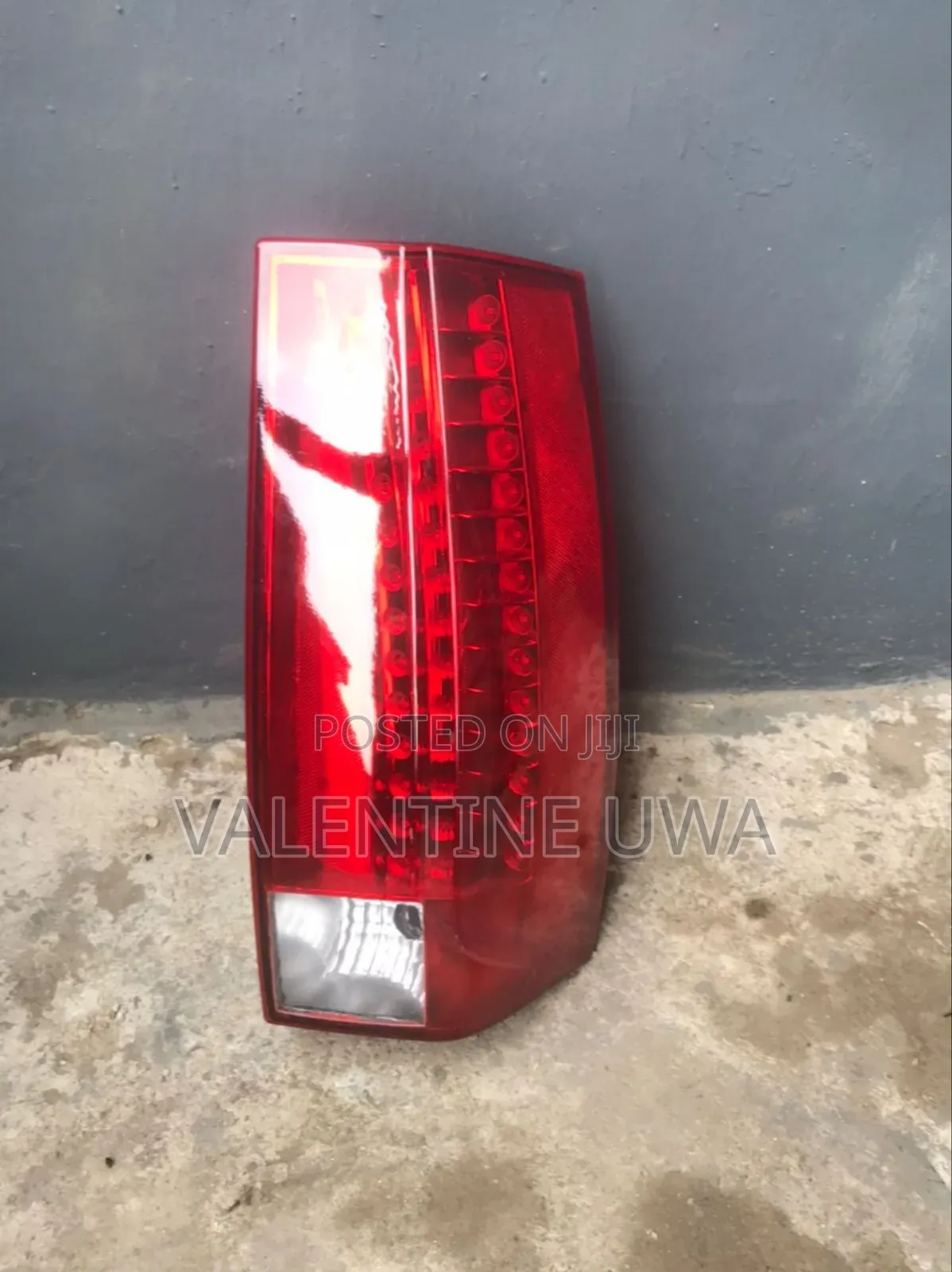Escalade Backlight Rh