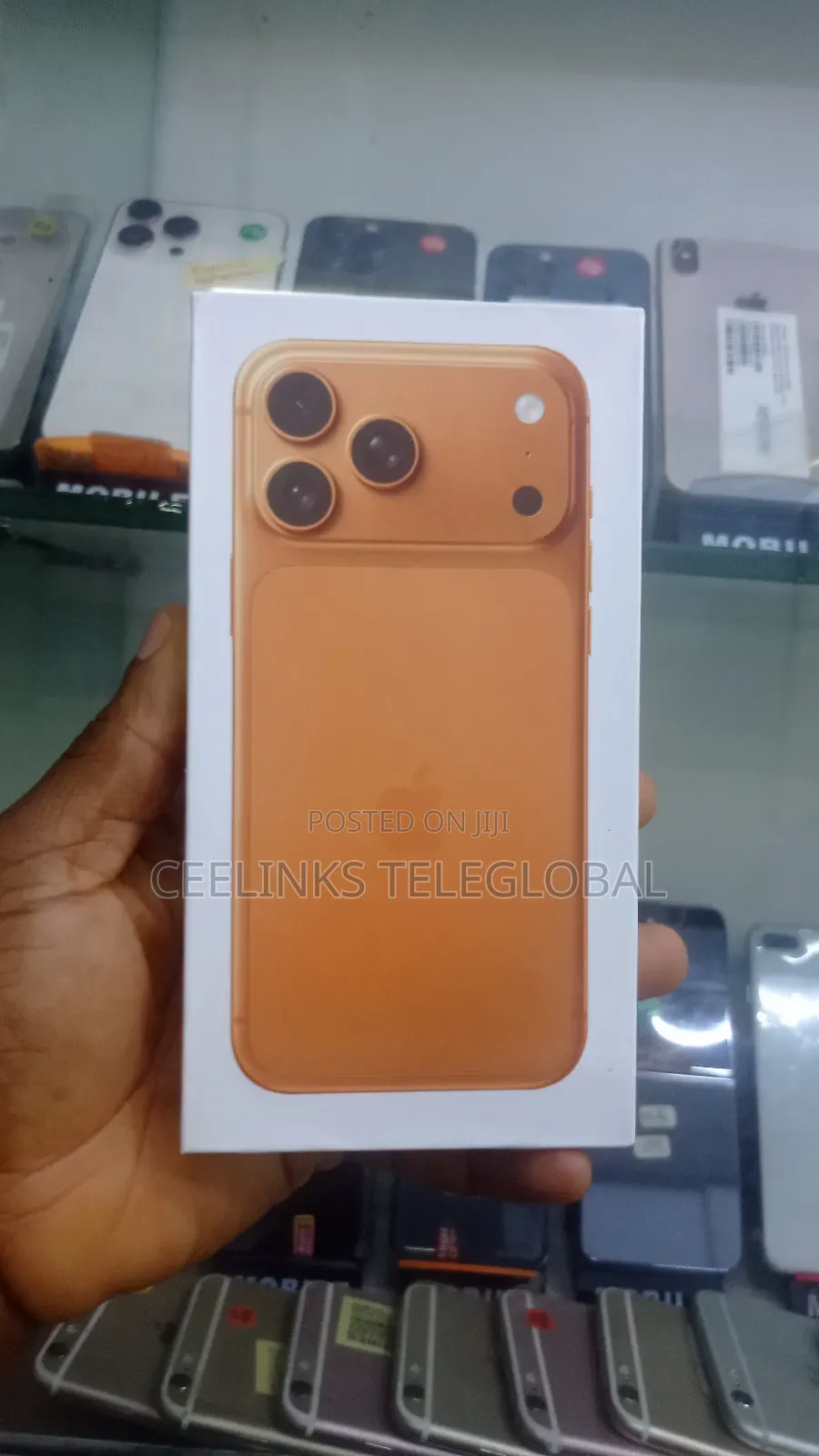 New Apple iPhone XR 256 GB Gold