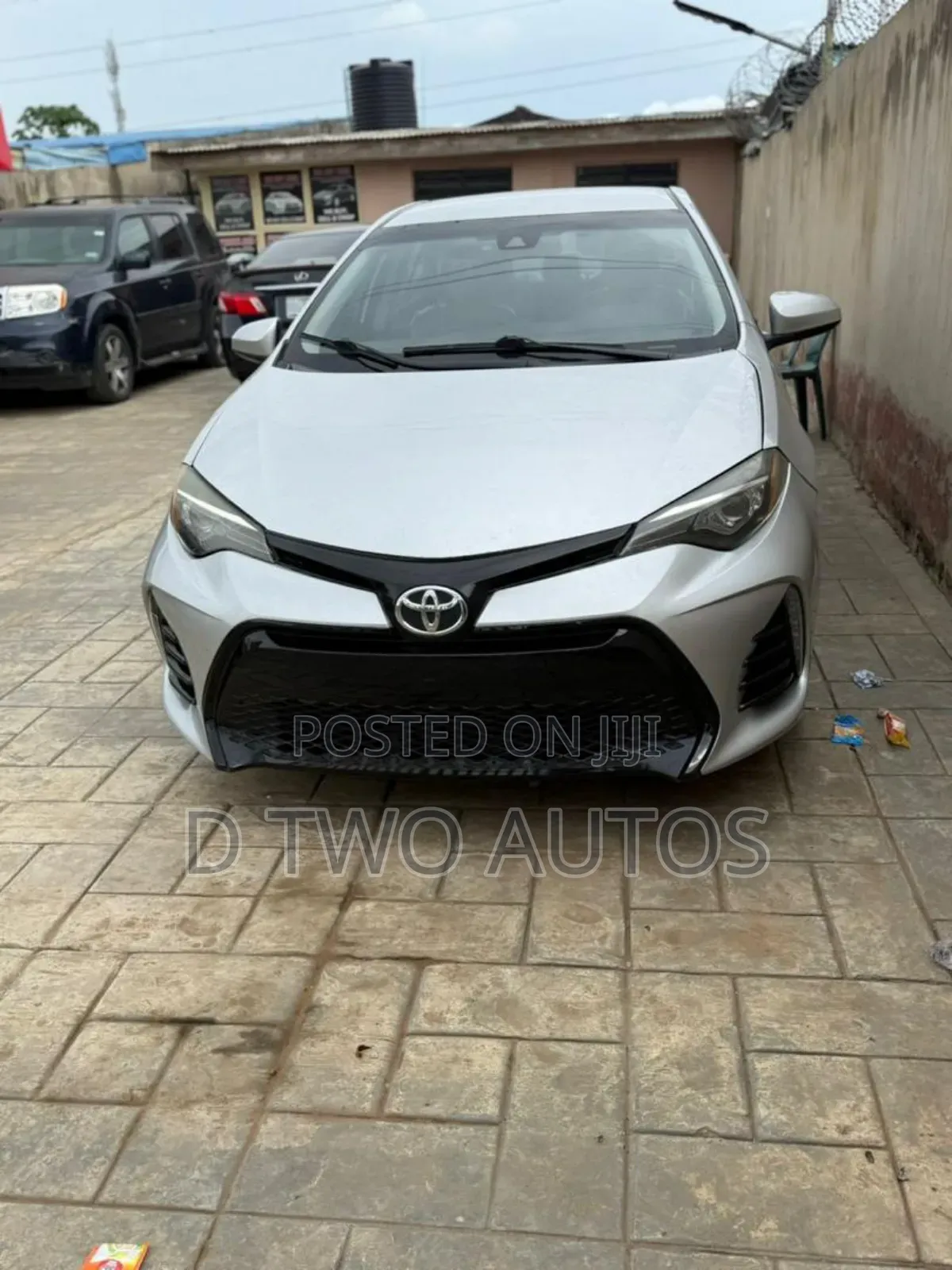 Toyota Corolla LE ECO 4dr Sedan (1.8L 4cyl CVT) 2017 Silver