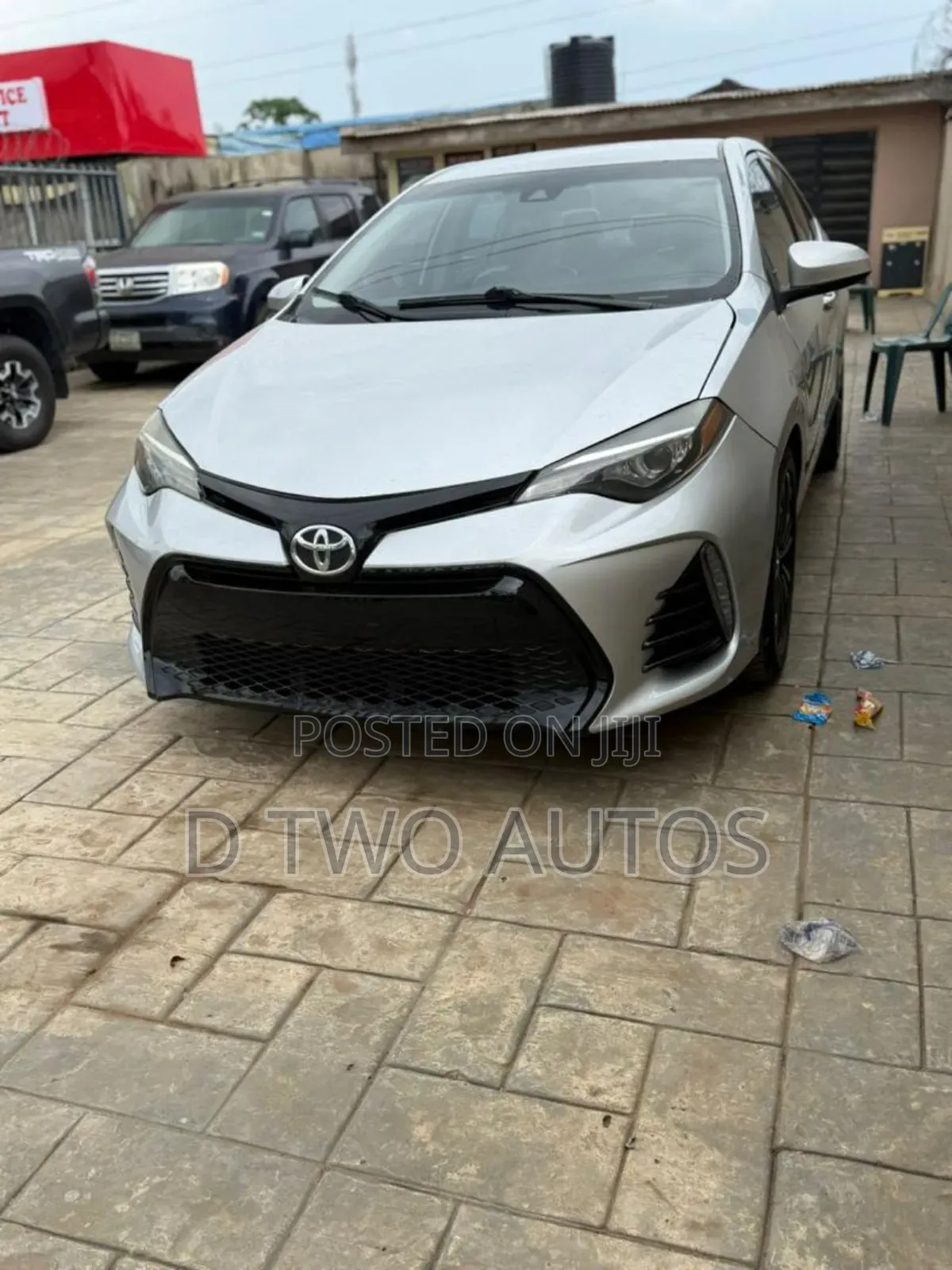 Toyota Corolla LE ECO 4dr Sedan (1.8L 4cyl CVT) 2017 Silver