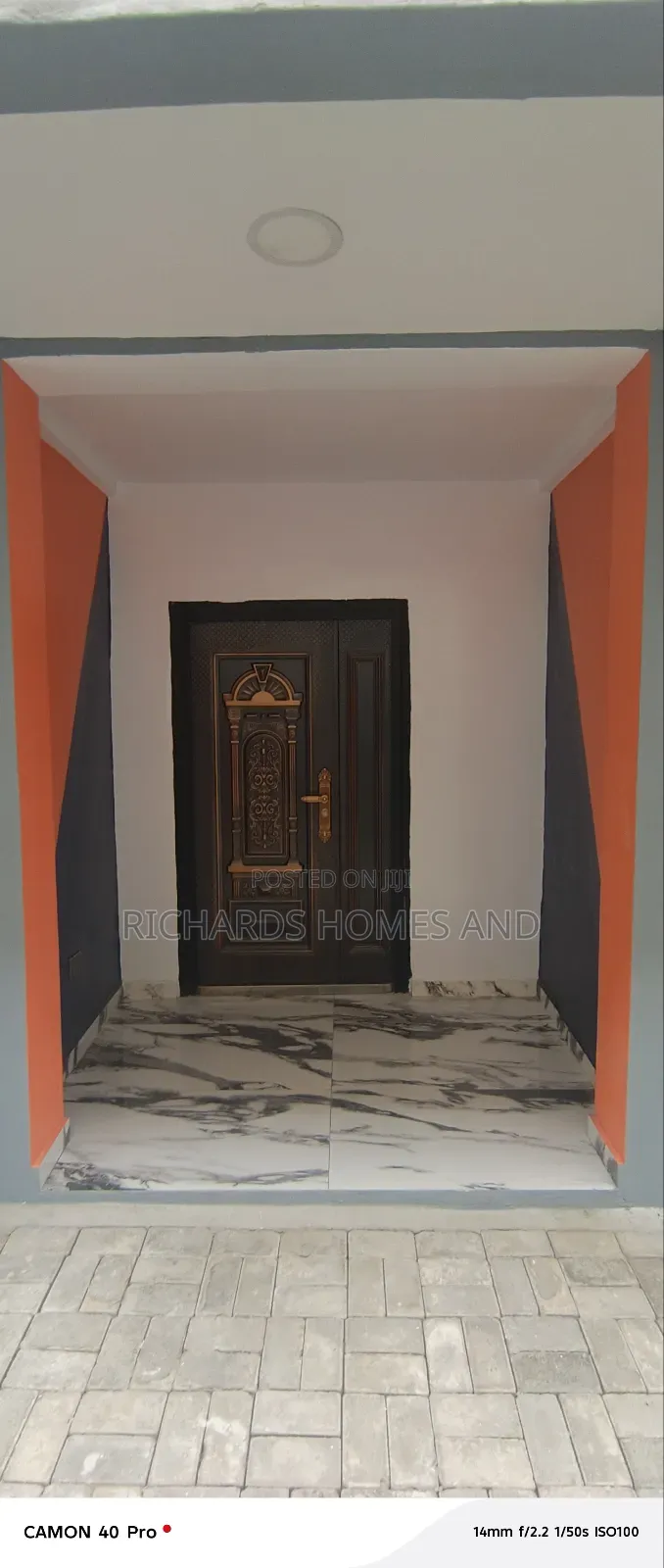 232 SQM Commercial Space for Rent