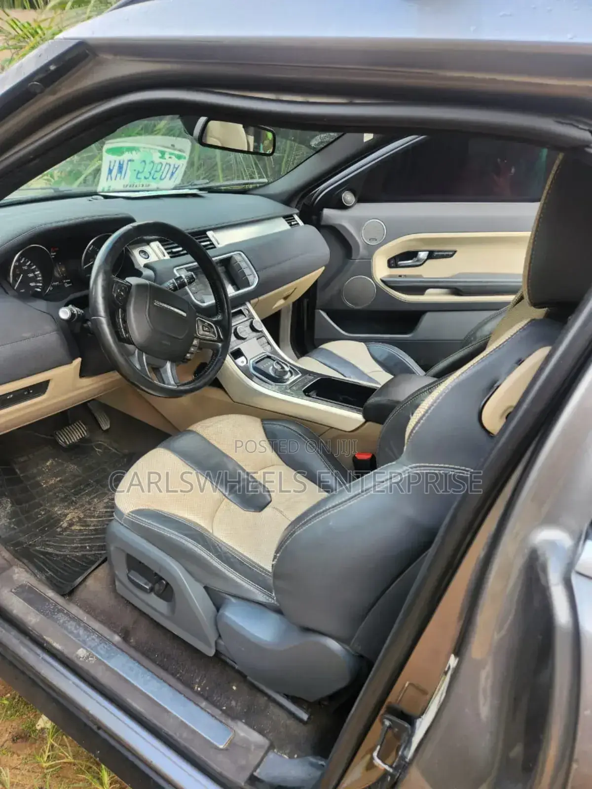 Land Rover Range Rover Evoque Pure Plus 4x4 Coupe (2.0L 4cyl 9A) 2014