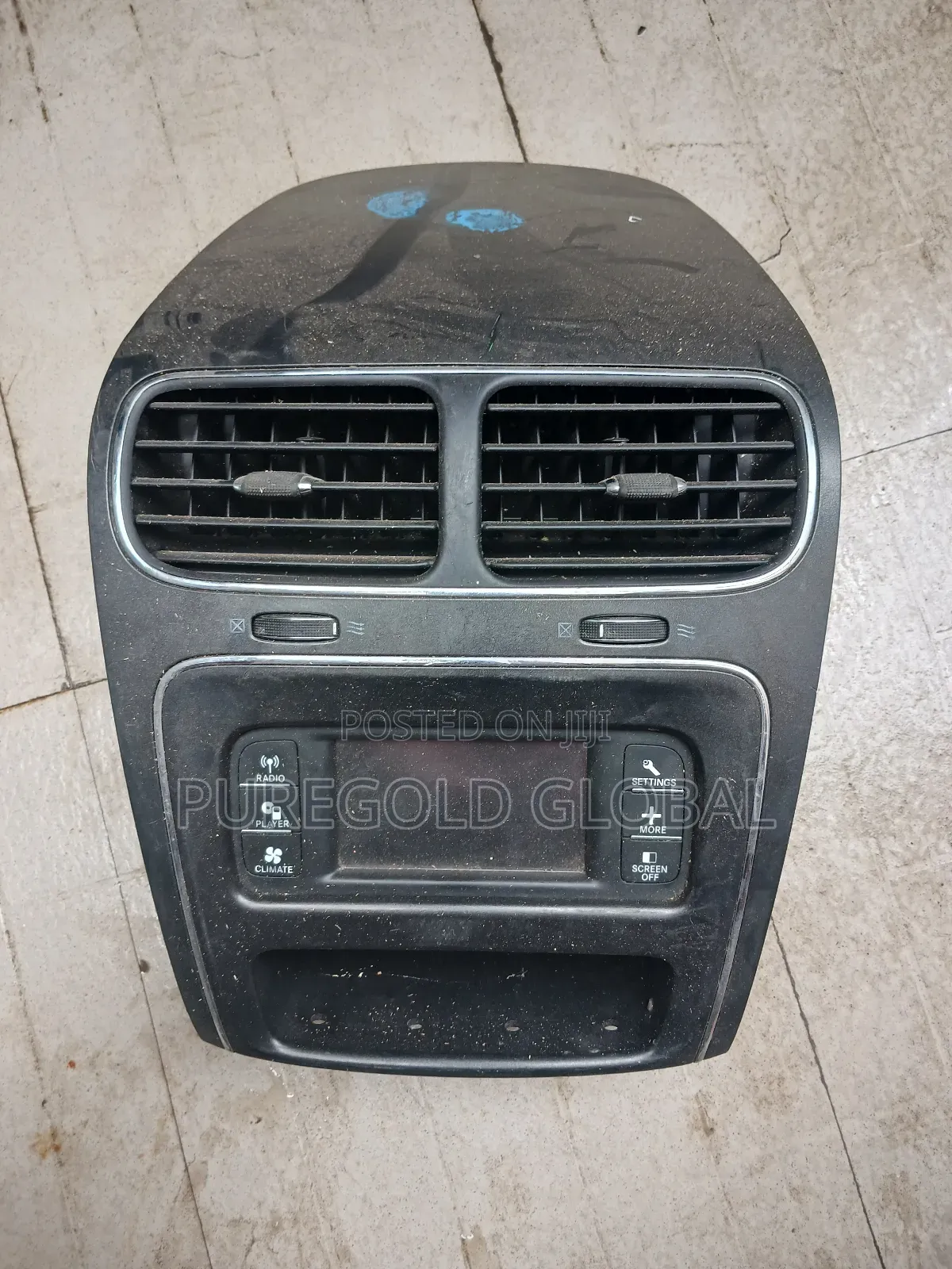 Dodge Journey 2012 Screen and Ac Vent
