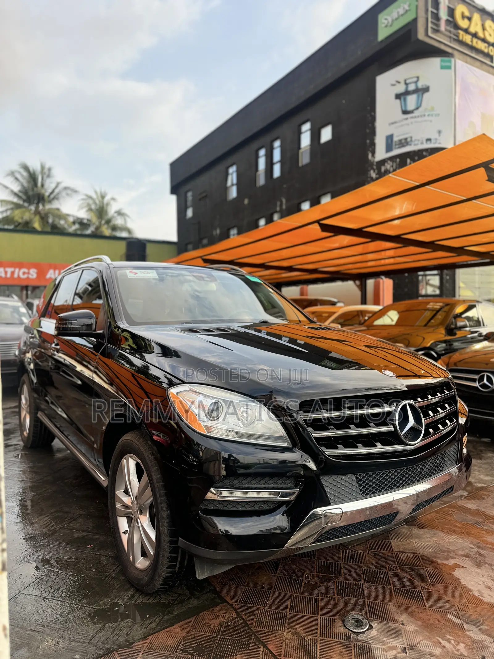 Mercedes-Benz M Class ML350 4MATIC 4dr SUV AWD (3.5L 6cyl 7A) 2014