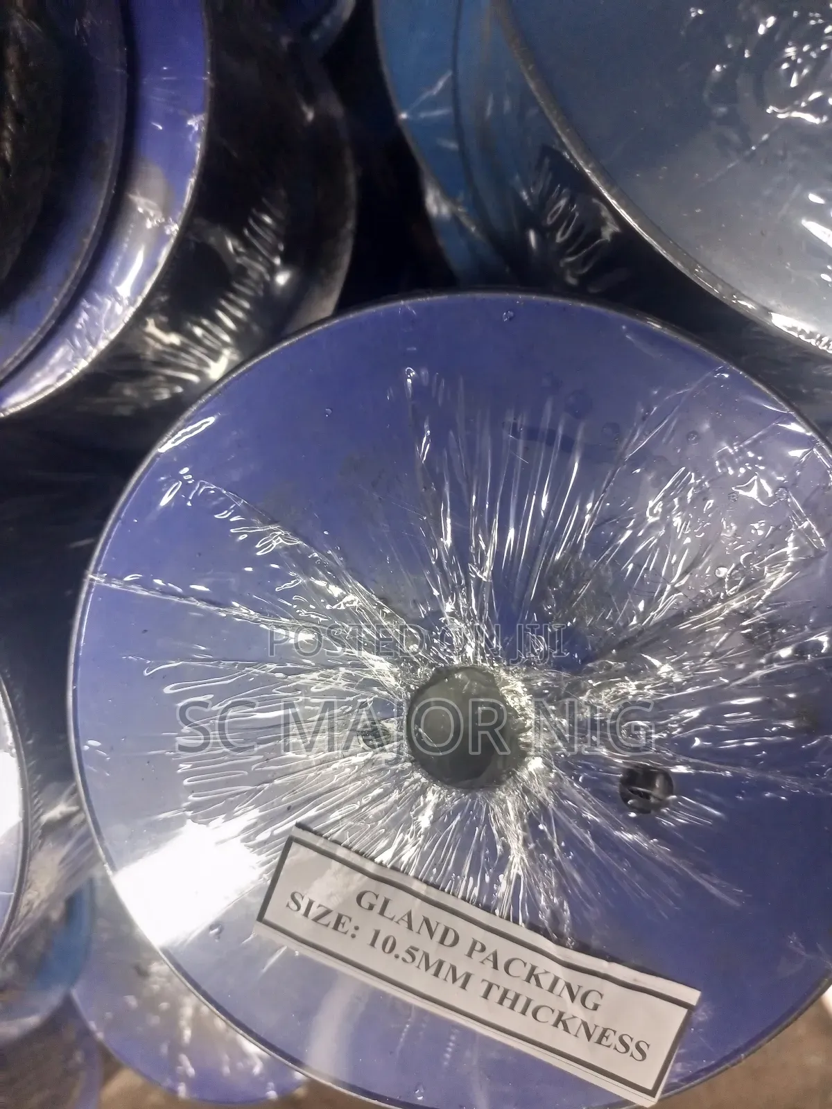 Black Gland Parking 12mm × 1kg