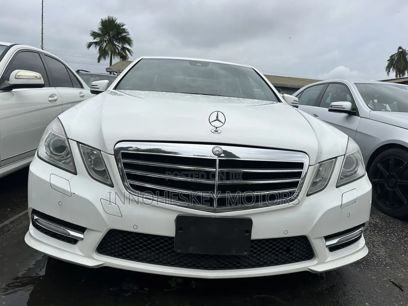 Mercedes-Benz E350 Base 4Matic Sedan AWD (3.5L 6cyl 7A) 2013 White