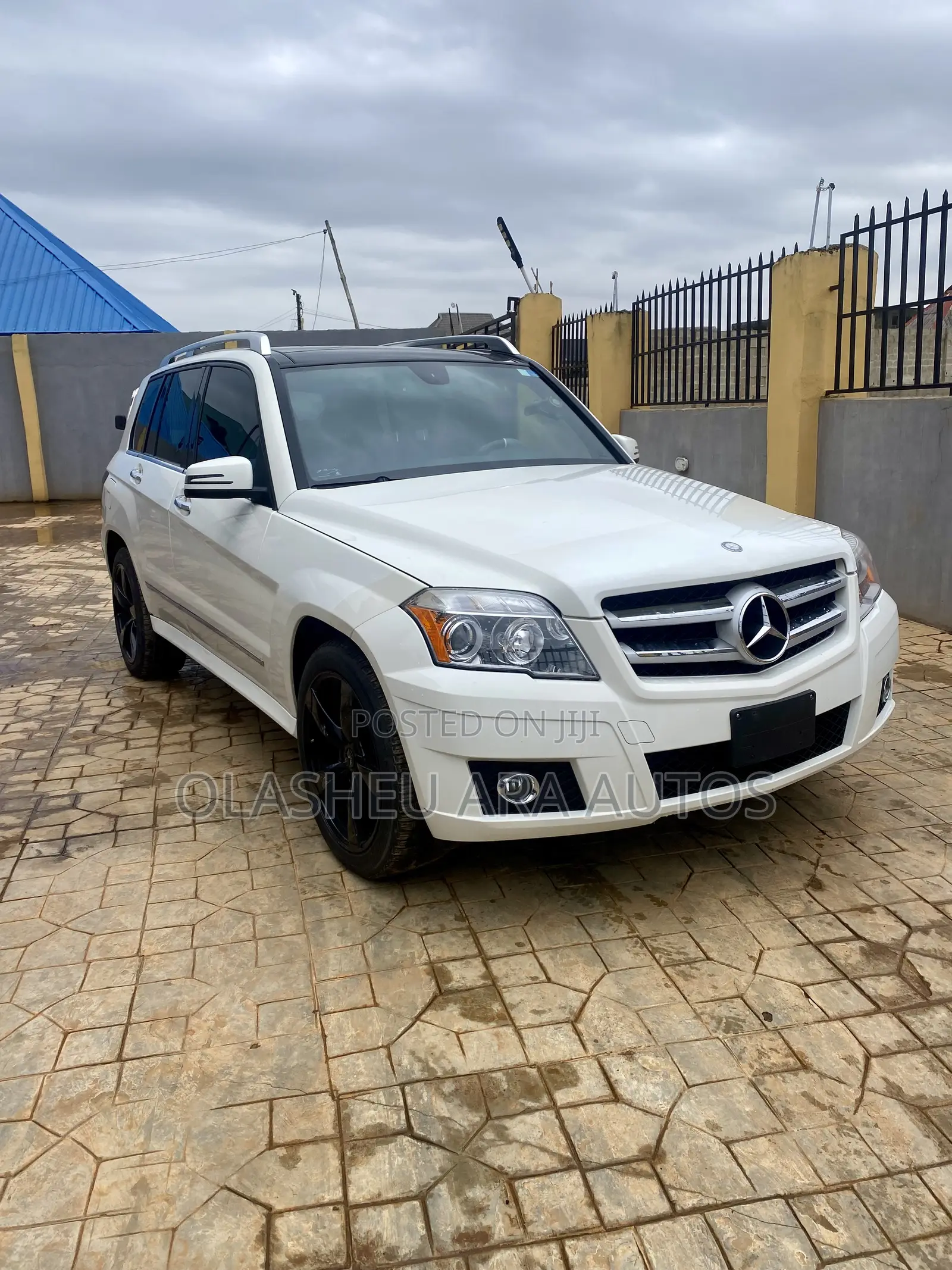 Mercedes-Benz GLK-Class 350 4MATIC 2011 White