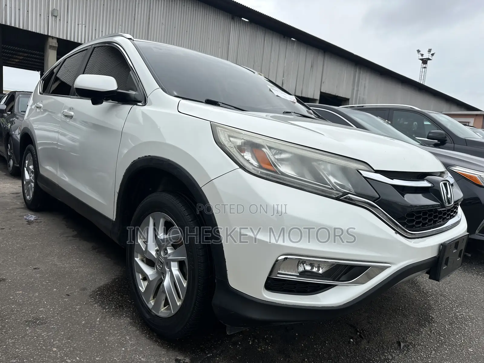 Honda CR-V Touring 4dr SUV AWD (2.4L 4cyl CVT) 2016 White