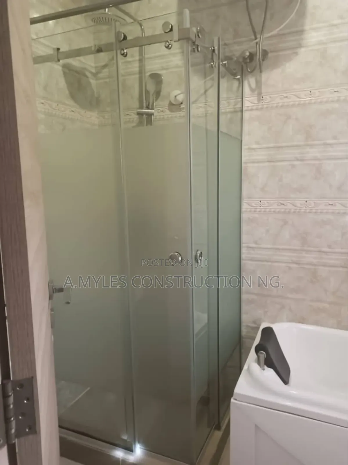 Shantel Shower Cubicles