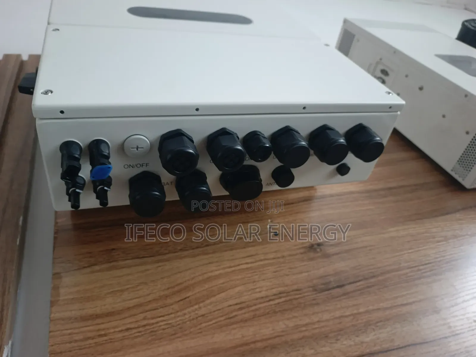 Dyness Hybrid Inverter 5.5kva 48v