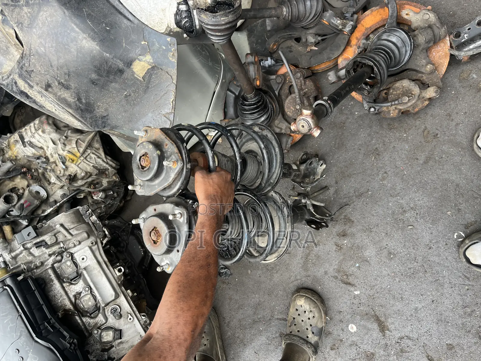 Toyota Sienna 2012 Front Shock (Tokunbo)