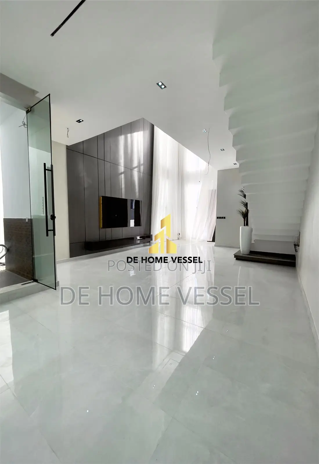 5bdrm Duplex in Lekki for sale