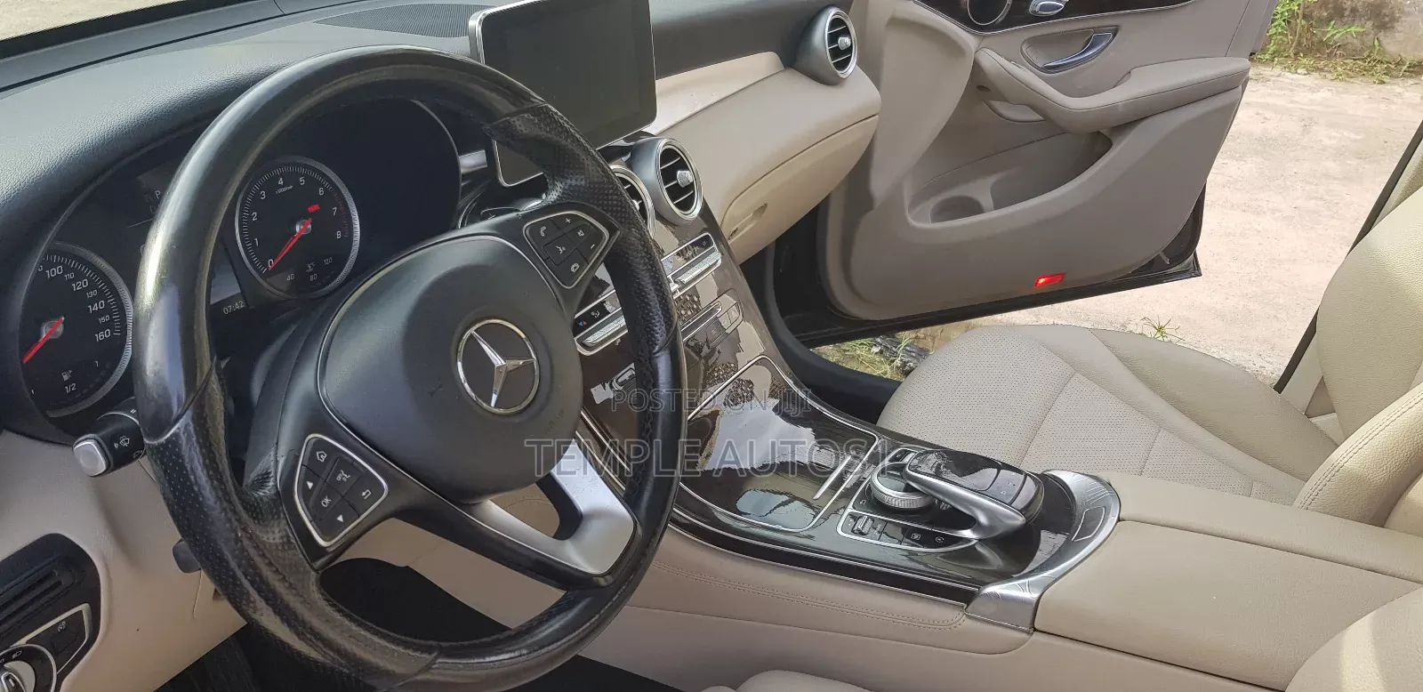 Mercedes-Benz GLC-Class 2016 Blue