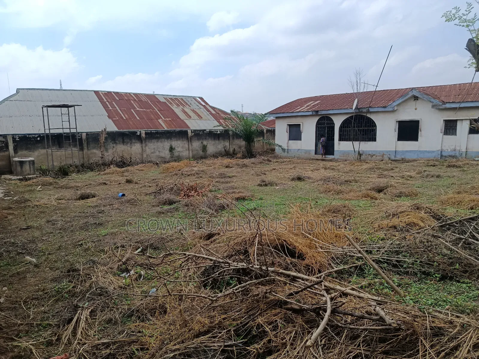 4bdrm Bungalow in Olororo, Ibadan for sale