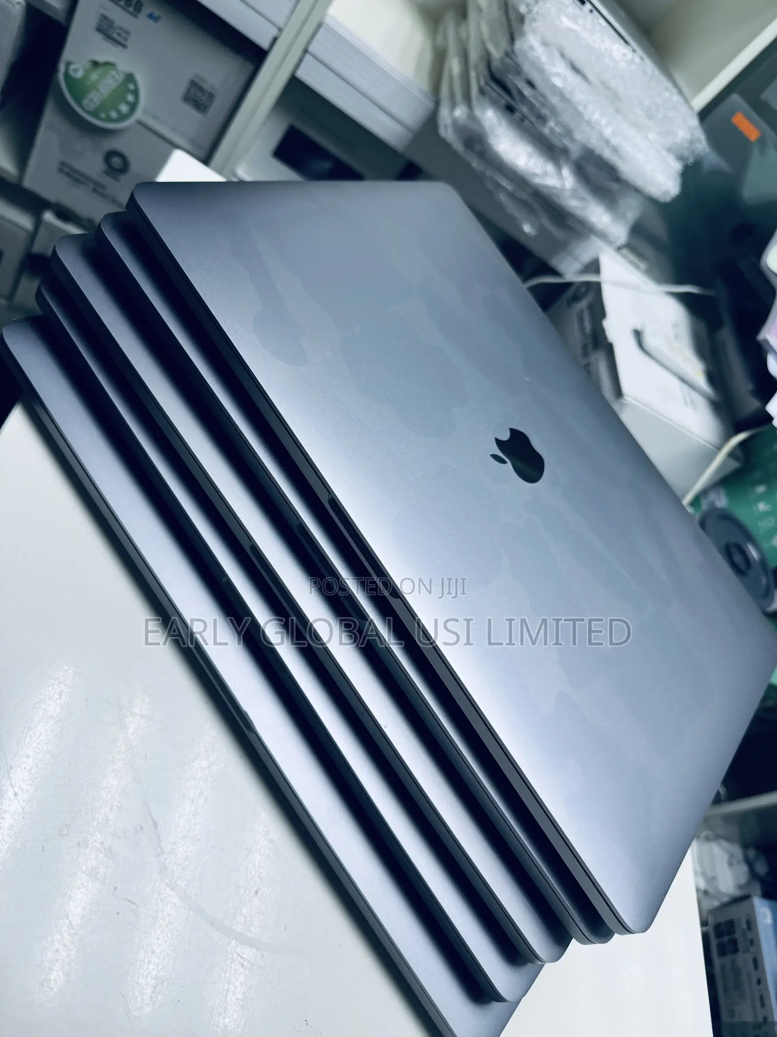 Laptop Apple MacBook Pro 2019 16GB Intel Core I7 SSD 512GB