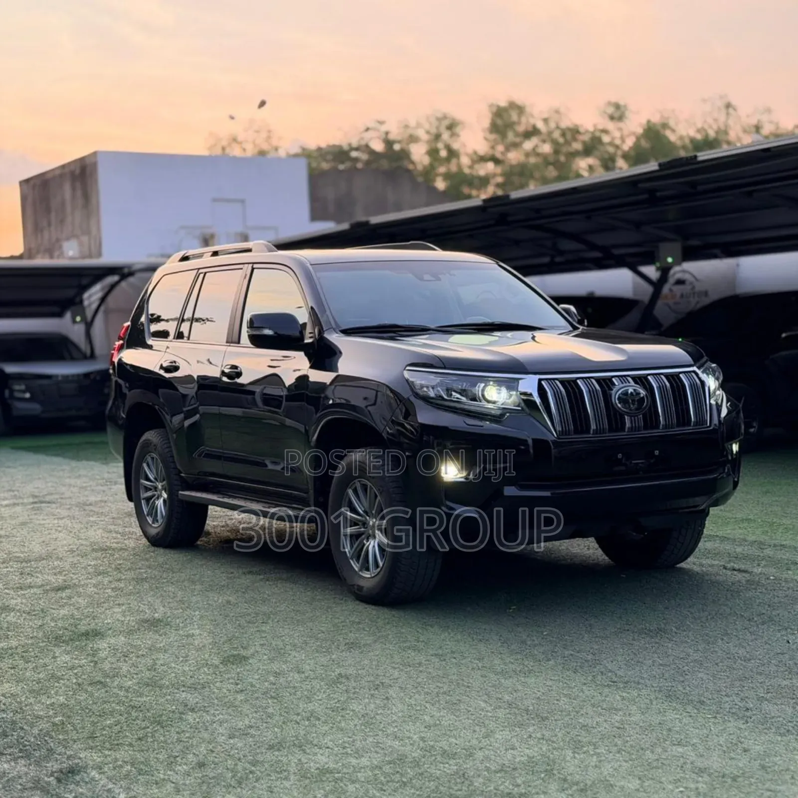 Toyota Land Cruiser Prado 2023 Black