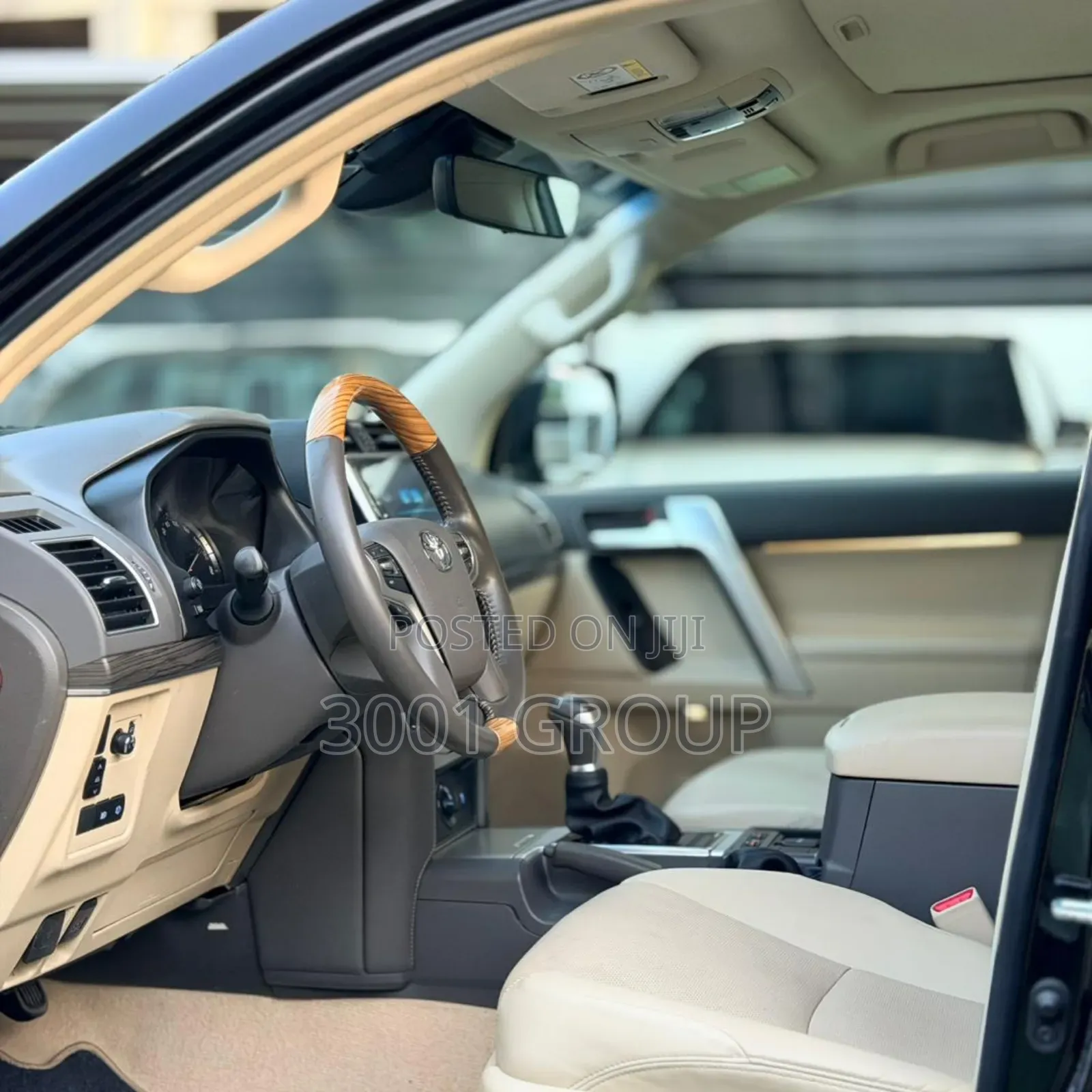 Toyota Land Cruiser Prado 2023 Black