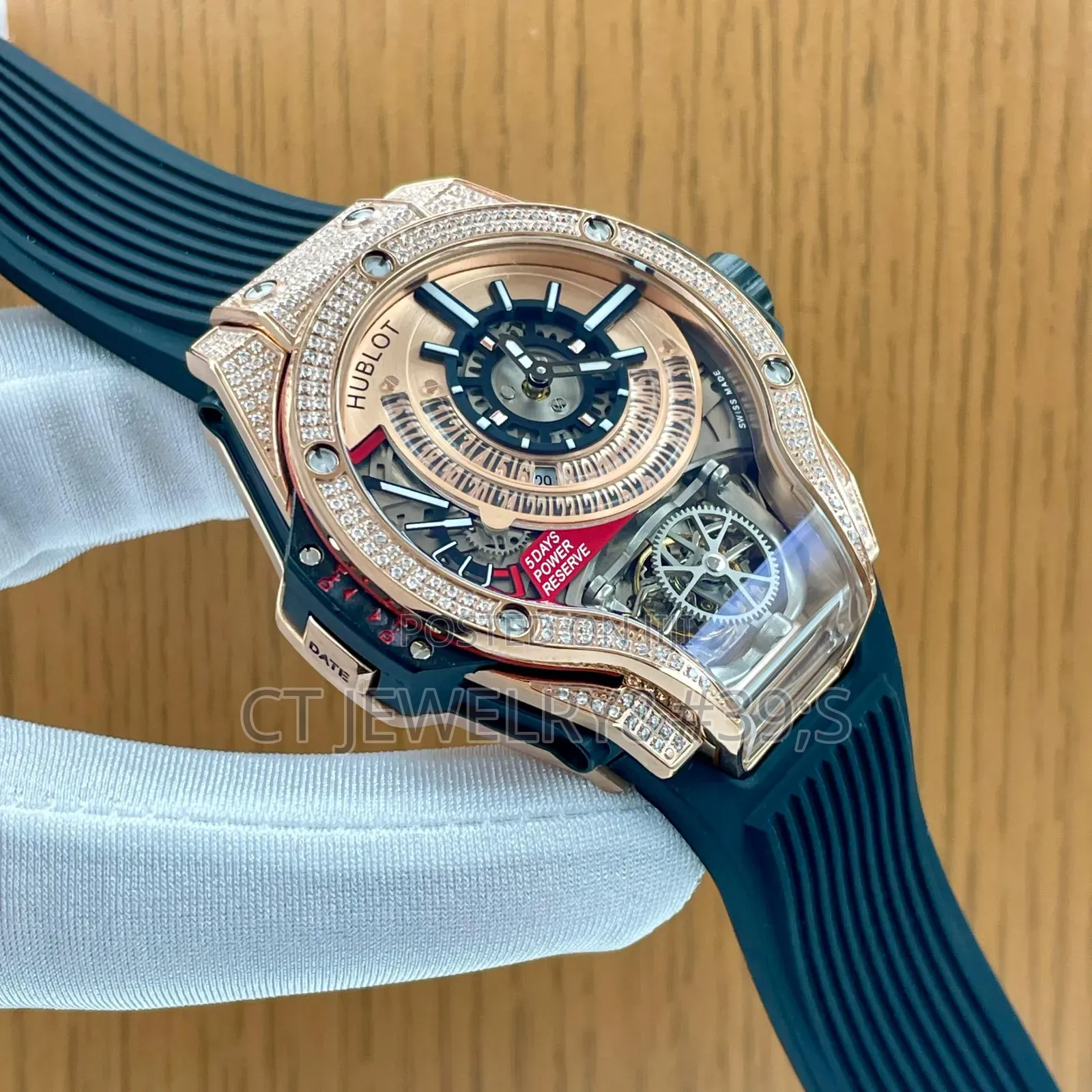 Nice Hublot Geneva Original Rubber Strap High Grade Product