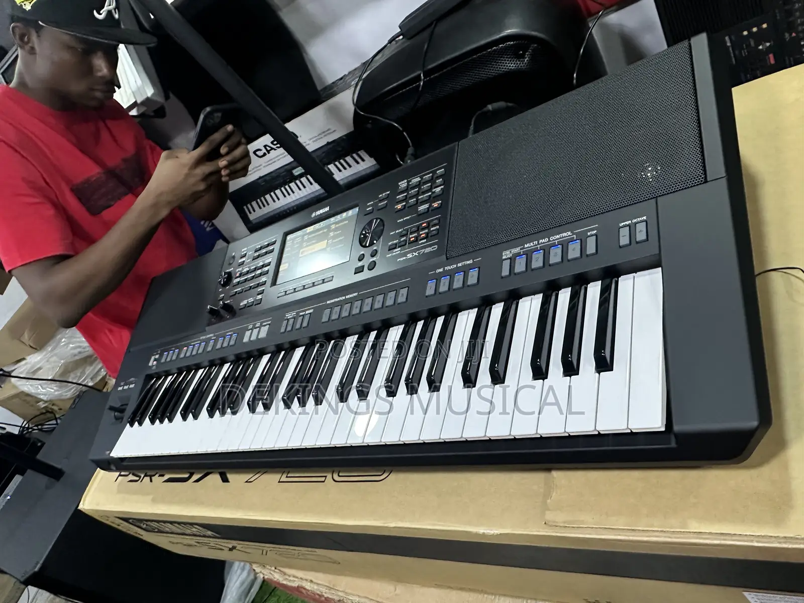 Yamaha PSR Sx720 Digital Workstation Synthesizer Keyboard