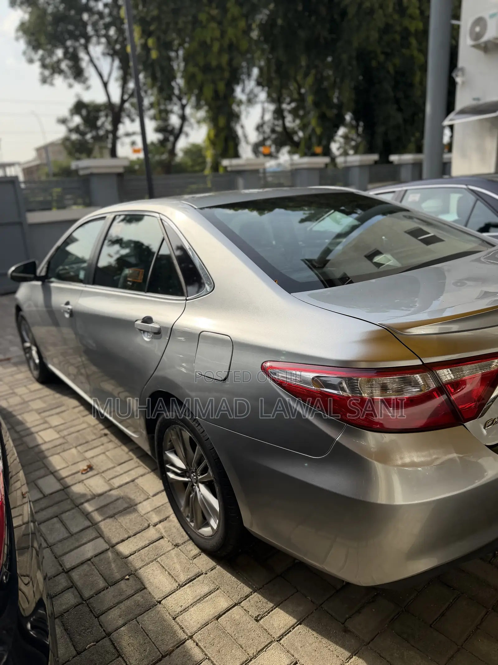 Toyota Camry 2016 Silver