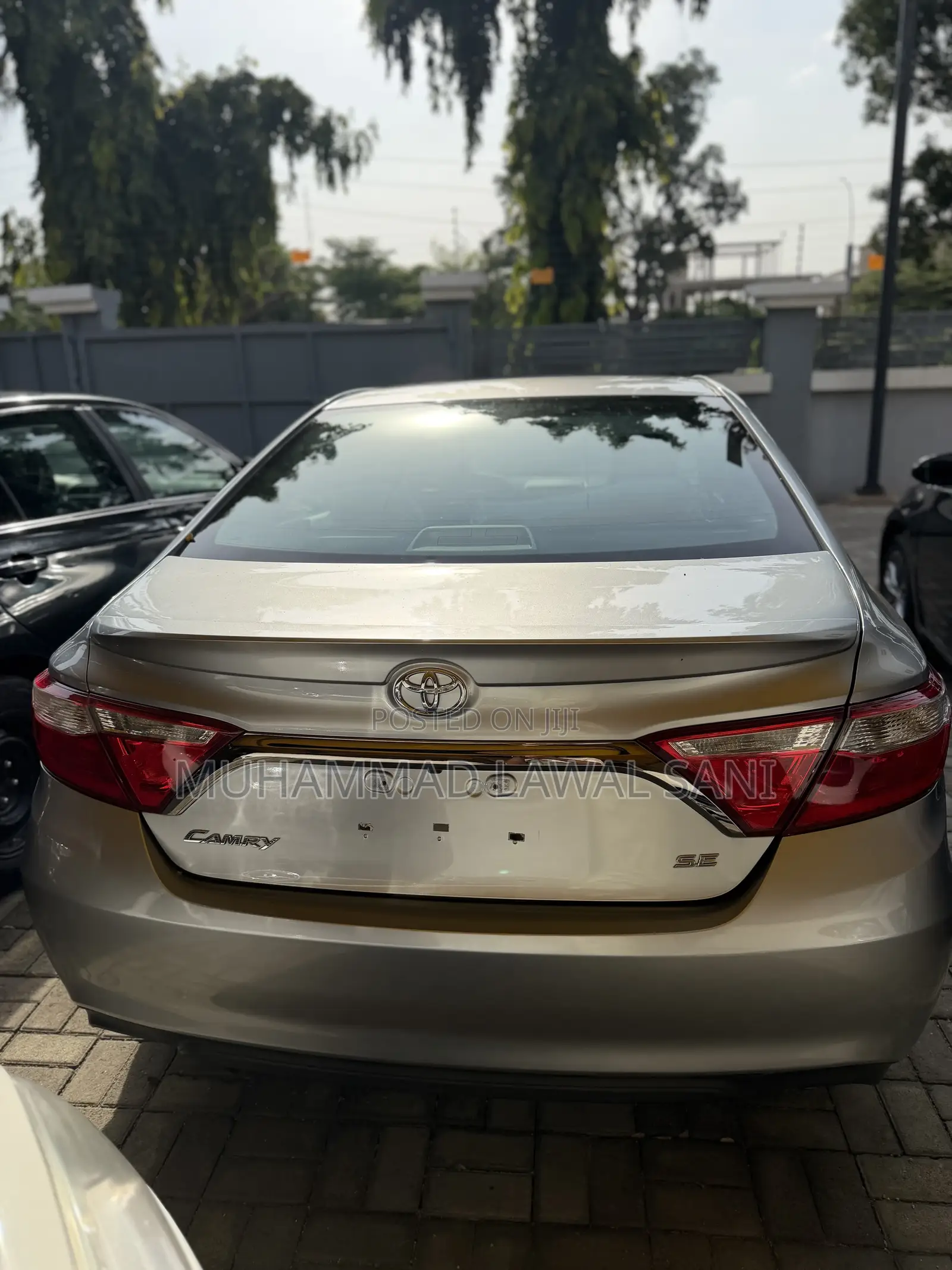 Toyota Camry 2016 Silver