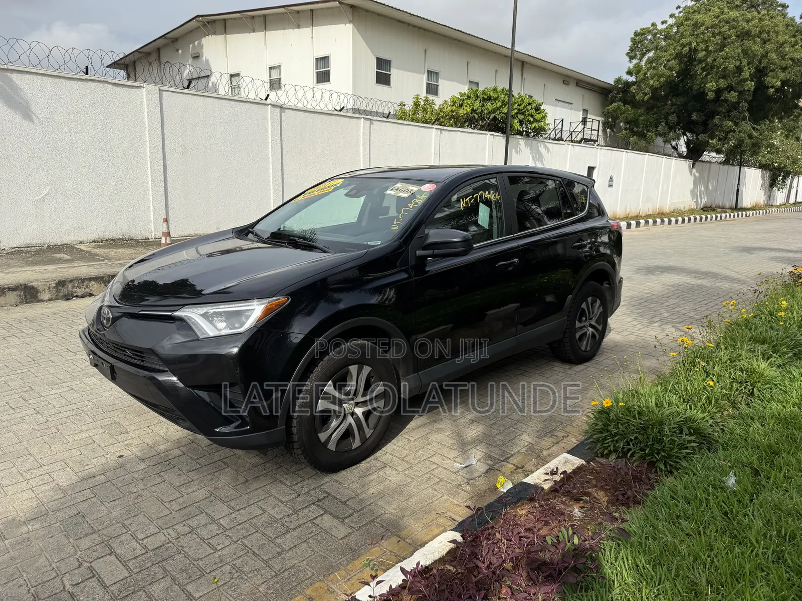 Toyota RAV4 LE AWD (2.5L 4cyl 6A) 2017 Black