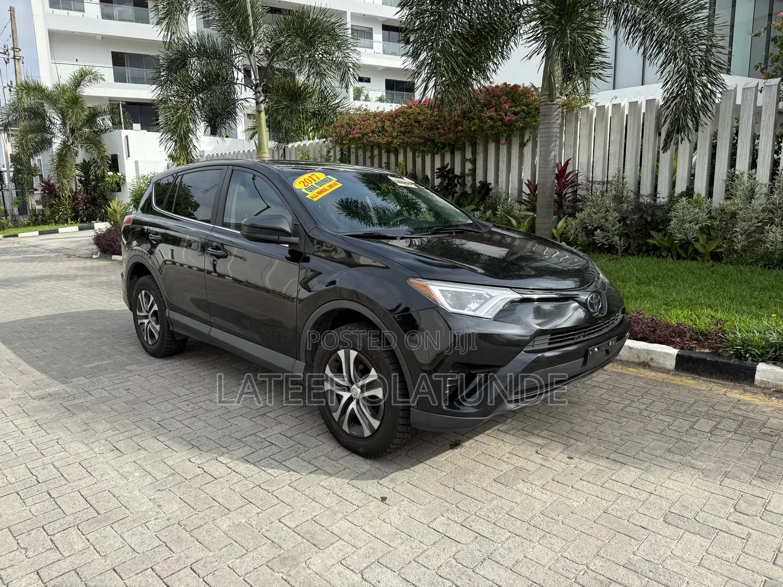 Toyota RAV4 LE AWD (2.5L 4cyl 6A) 2017 Black